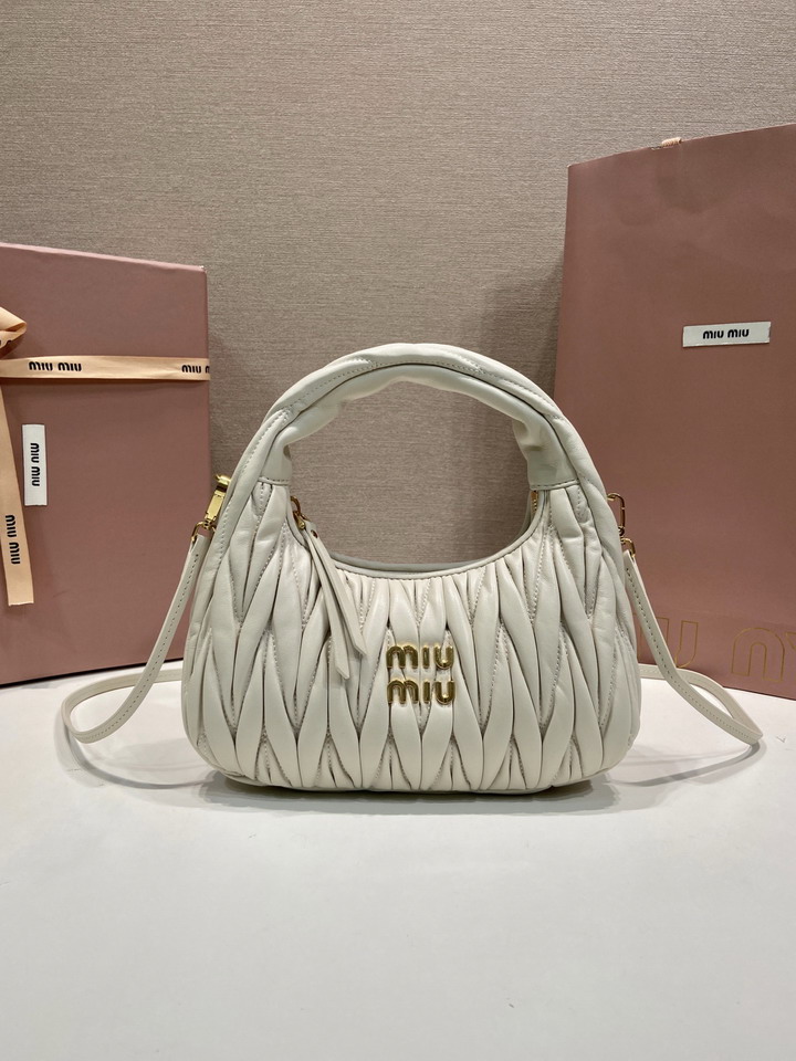 Miu 5BB125 20x17x6cm AP4