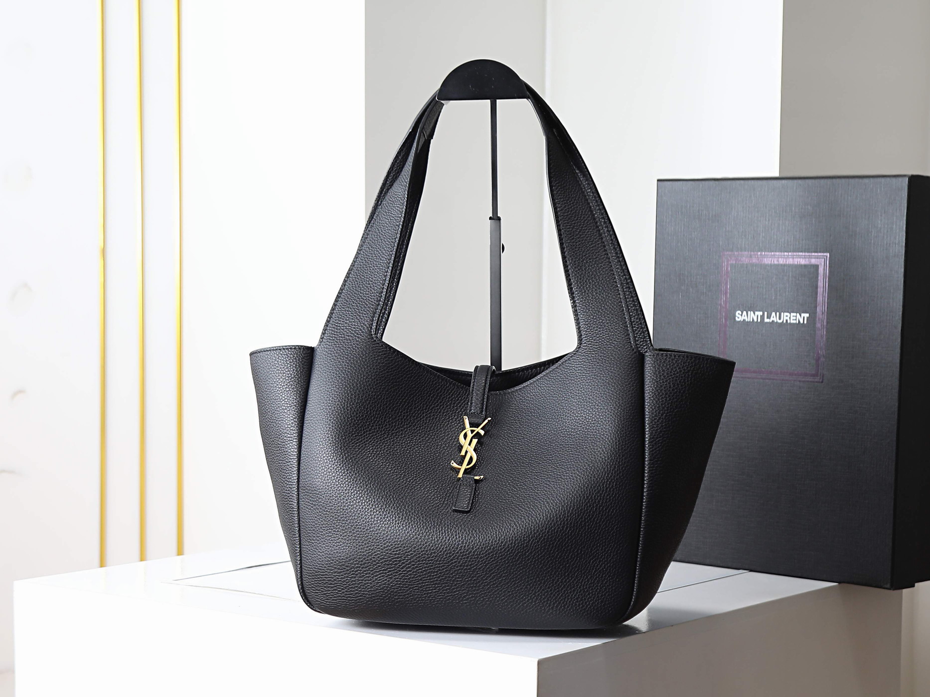 YSL Bea 779029 28-47x23x13cm 8D2