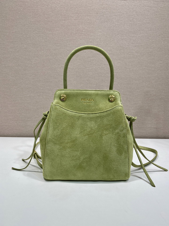 Prada Carry 1BA496 19x21x7cm AP4