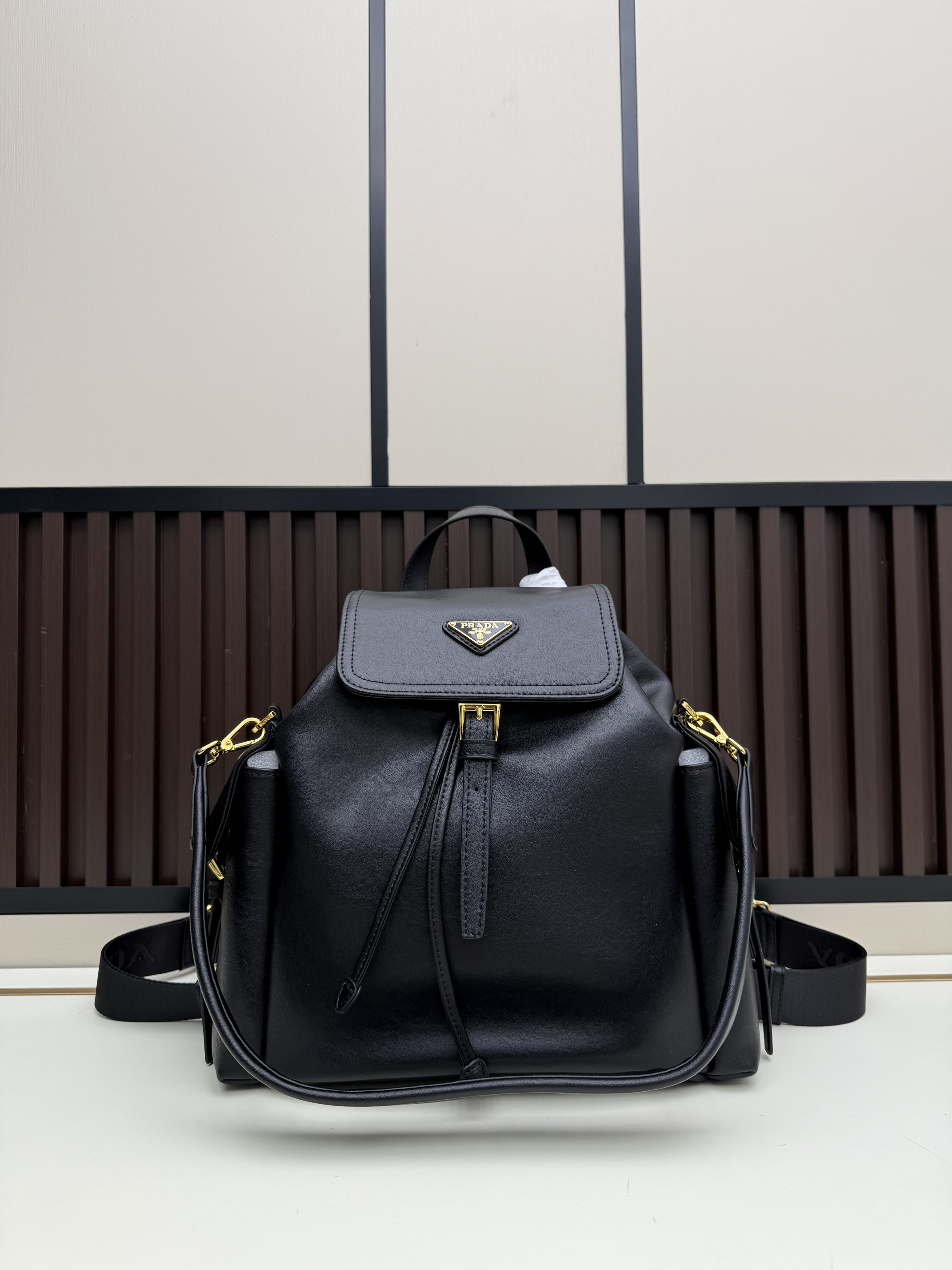 Prada 1A080 27x29x12.5cm jj