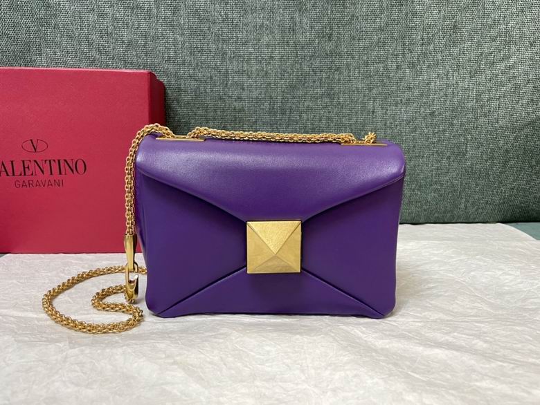 22p 1215 19x14x11cm RFh 7