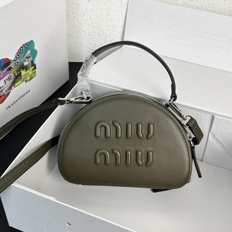 17X18cm 091006 YG 3ɫ