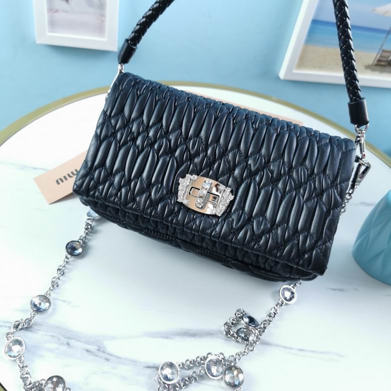 5BH012 21X12X5cm SF
