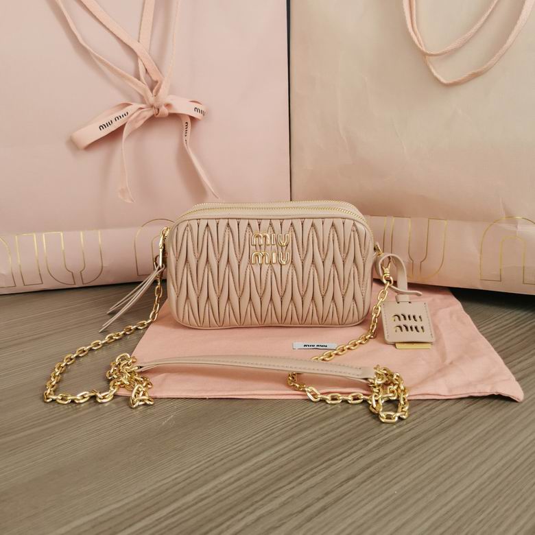 5BP045 18X10X5cm SF 4ɫ