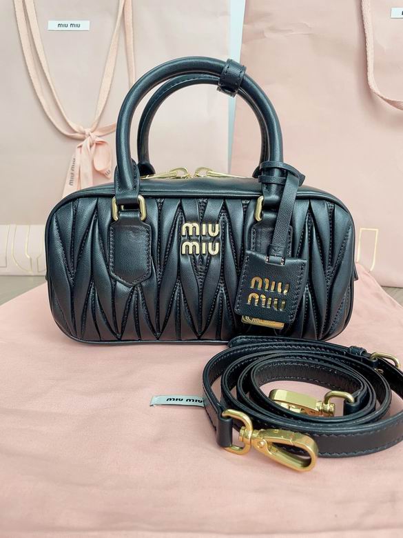 5BB142 22X10.5X7.5cm SF ��ɫ