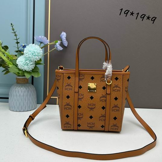 MCM Toni  Visetos 18.5x19x9.5cm ww