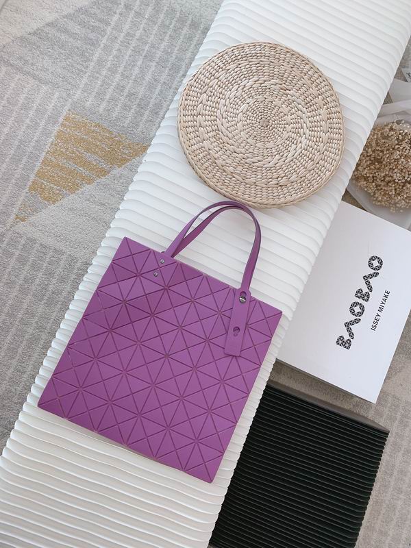 Issey Miyake 0086 34x34cm Yt4