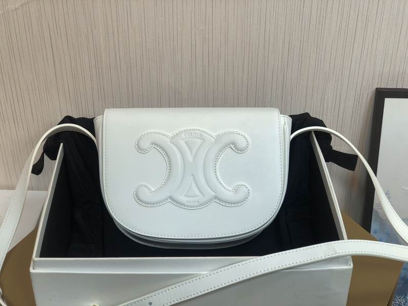 Folco Cuir Triomphe 198263 18.5x15x7cm ss 01