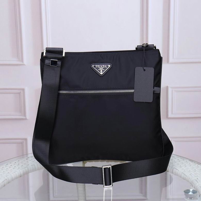 052 30X27X1cm YG
