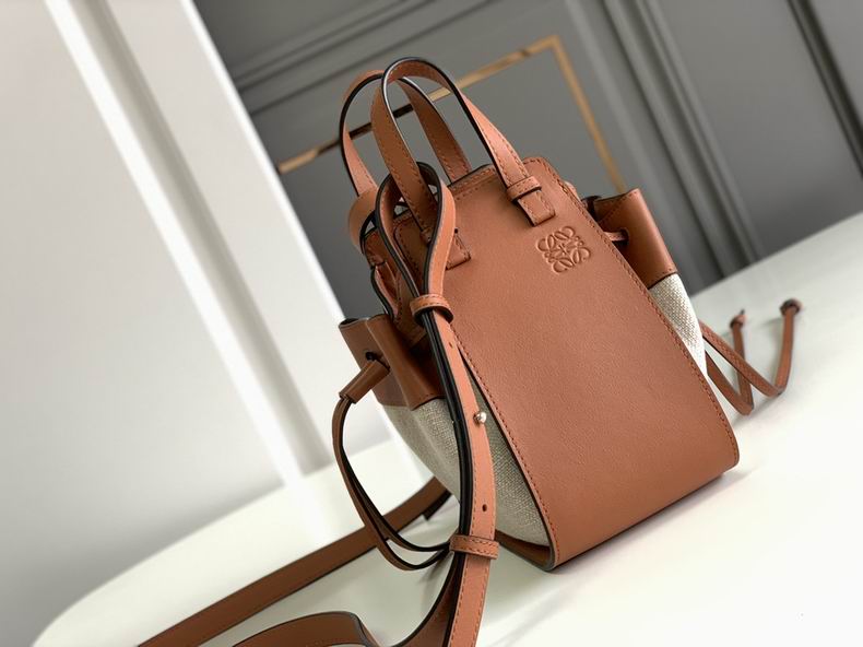 Loewe 061847 19x11x17cm ss36