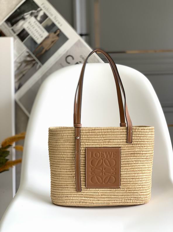 Loewe 10112 30x21x11cm ss 18
