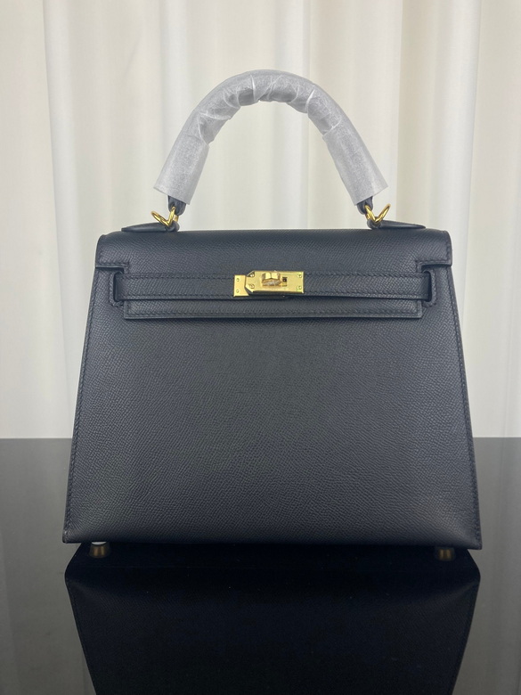kelly 25cm 121404 AM 17